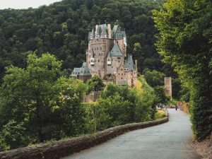 Romantic Road Revelations: A Story Telling Workshop through Germany's most Scenic Route.