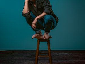 Simple Space. Stunning Shots. Turn any space into a Pro Studio!